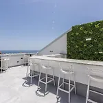 Vivi Homes - Luca Pool, Gym, Spa & Sea View